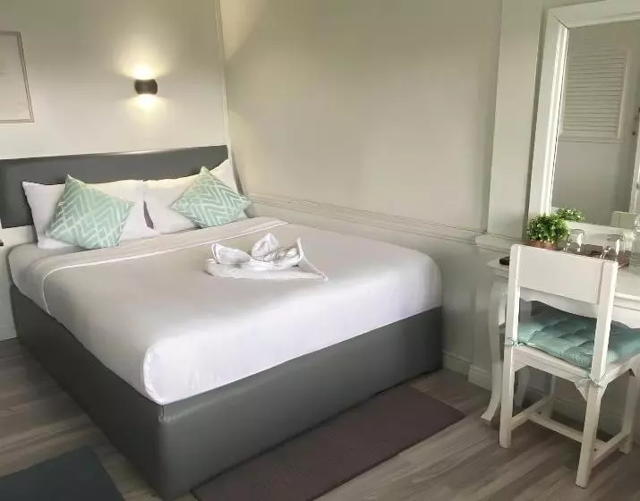 Hotelli Chanmel Riverside
