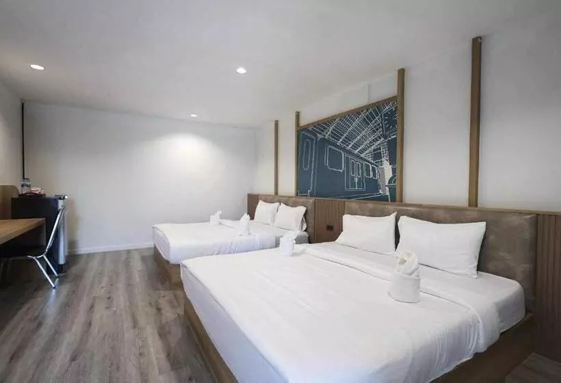 Hotelli Nadpob Station นัดพบสเตชั่น