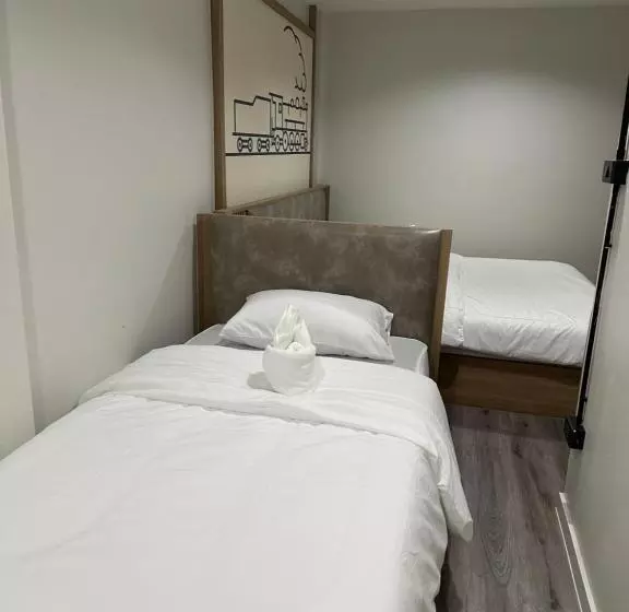 Hotelli Nadpob Station นัดพบสเตชั่น