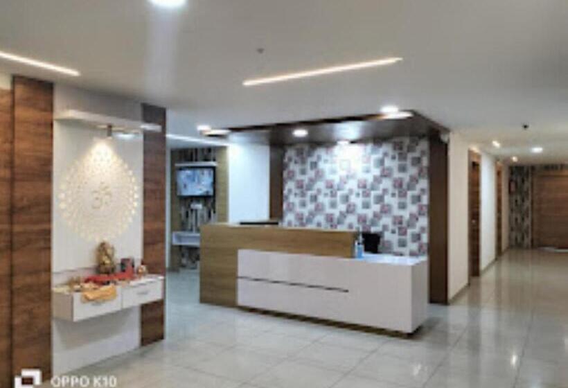 酒店 Rudra Palace , Anand