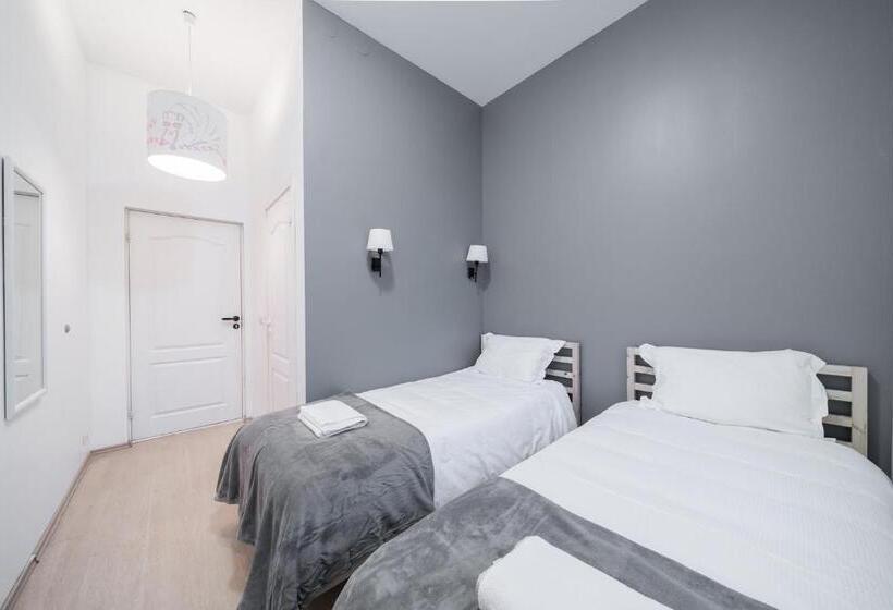 پانسیون Halės Self Check In Guest House