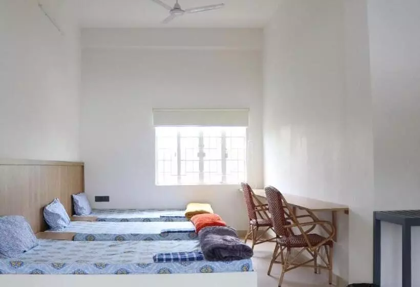 ペンション Heirloom Guesthouse