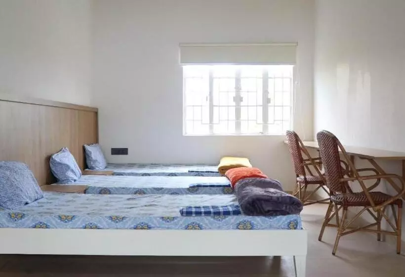 ペンション Heirloom Guesthouse