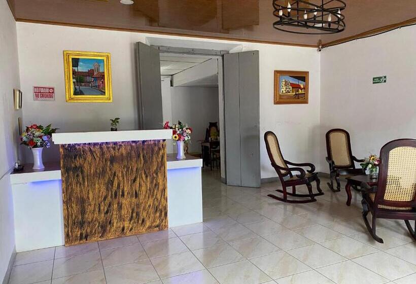 بنسيون Hostal Pochote