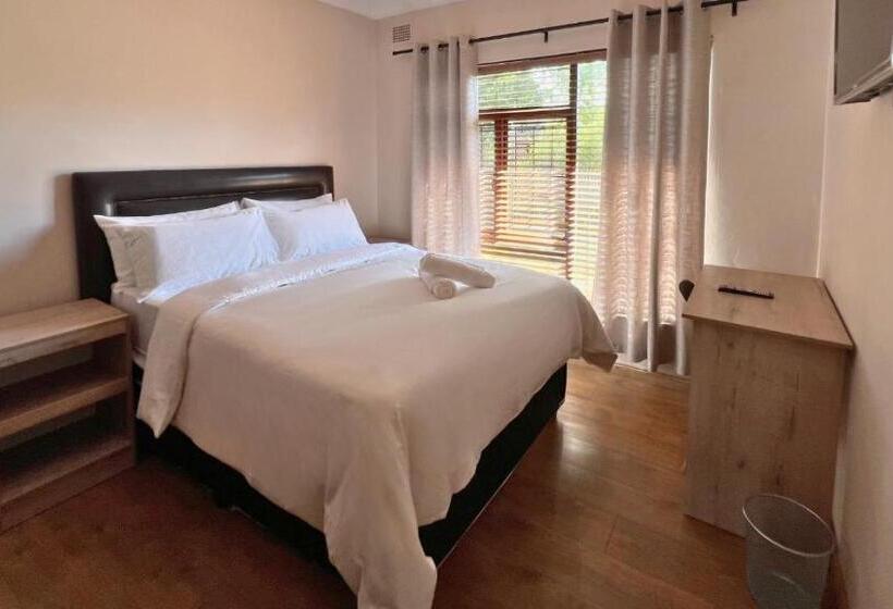 بنسيون Kabana Family Home And Guest House