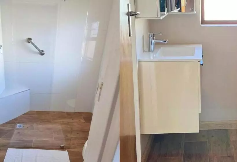 Majatalo Kabana Family Home And Guest House