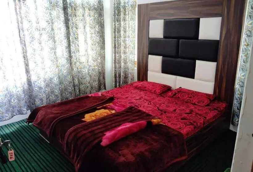 ペンション Moonlight