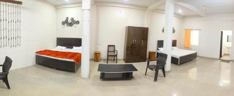 پانسیون Templecity Bnb Rooms