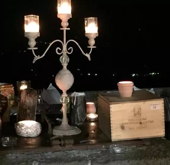 استراحتگاه Podere Dell Etna Segreta   Essential Nature