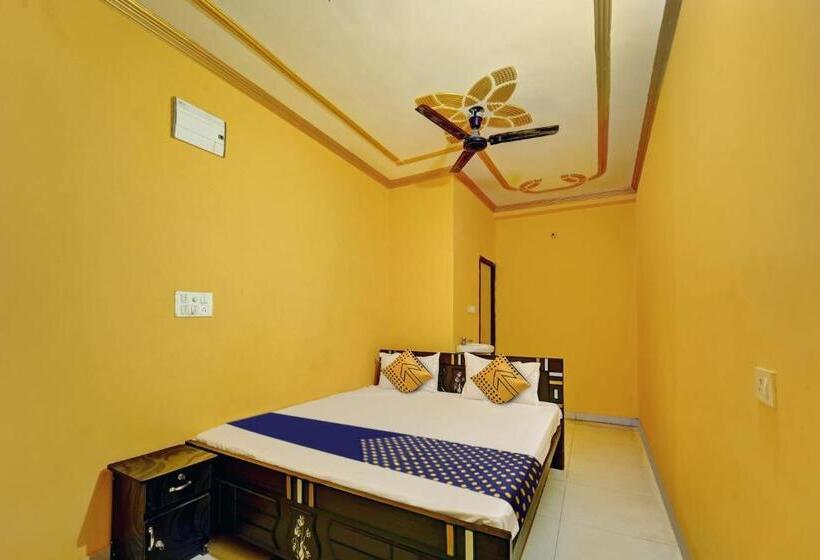 Spot On Hotel Royal Palace