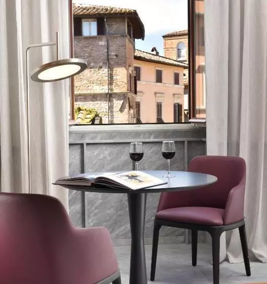 هتل The Bank   Locanda Della Posta Dependance