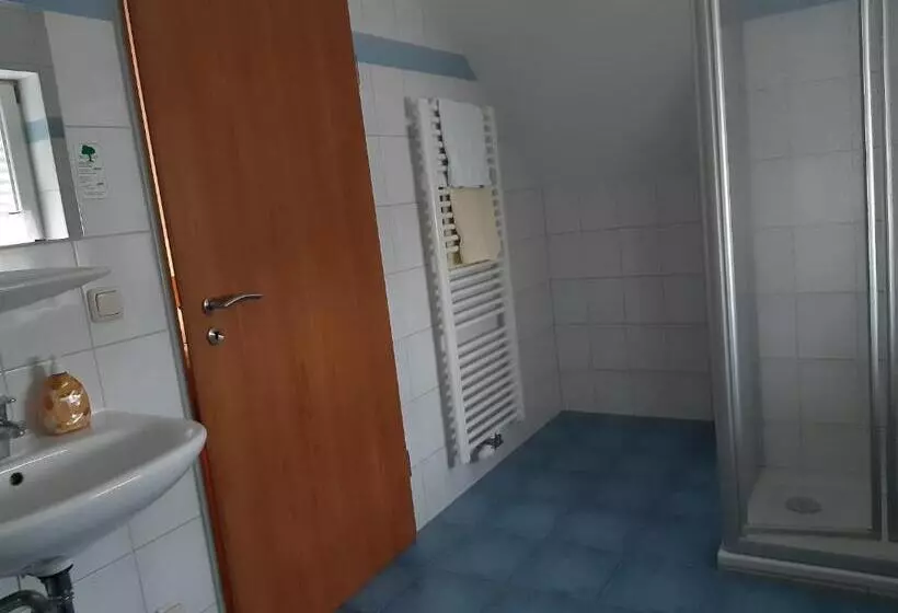 The Lodge Hotel By American Ease Grafenwoehr