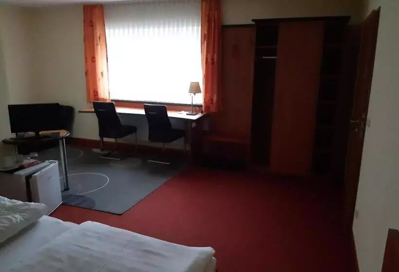 The Lodge Hotel By American Ease Grafenwoehr