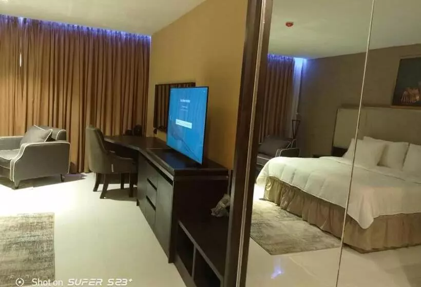 هتل Boulevard Owerri