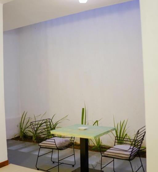 Hotel Chariot Square