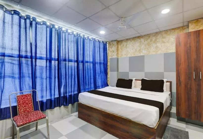 Hotelli Collection O Chandra Guest House