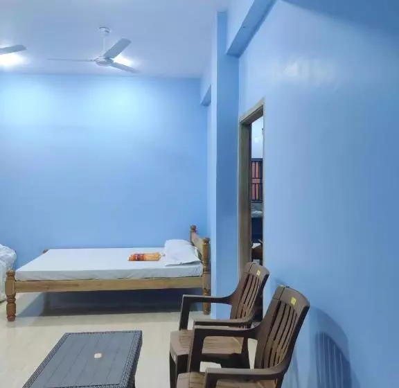 هتل Kenchas Beach Resort