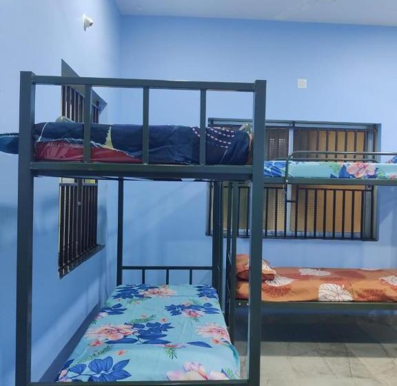 هتل Kenchas Beach Resort