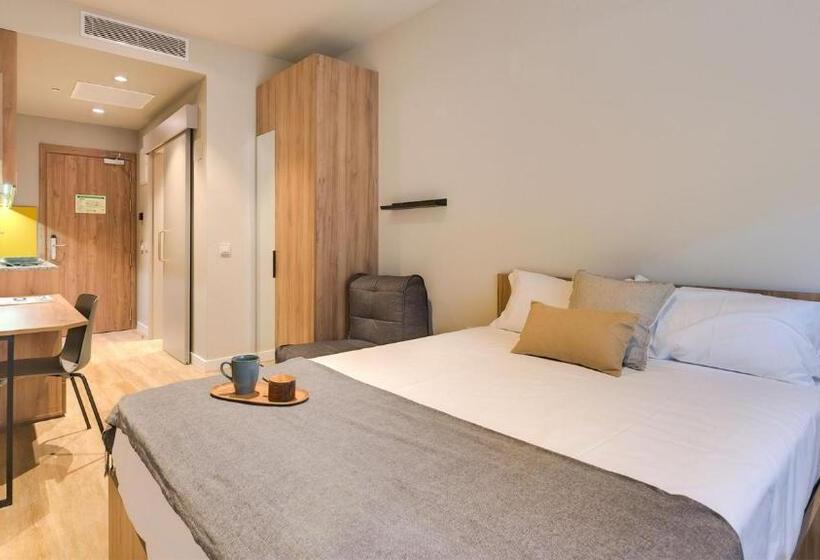 فندق Livensa Living Studios Valencia Viveros