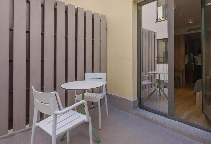 فندق Livensa Living Studios Valencia Viveros