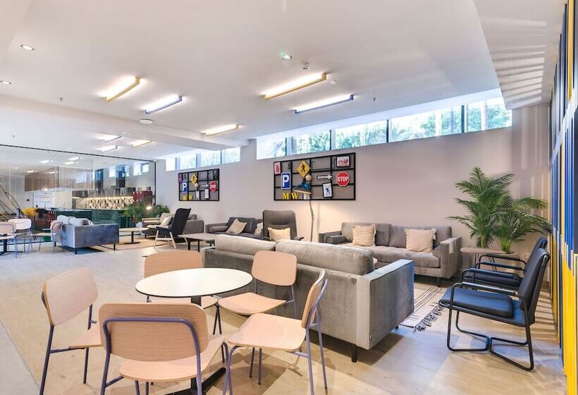 فندق Livensa Living Studios Valencia Viveros