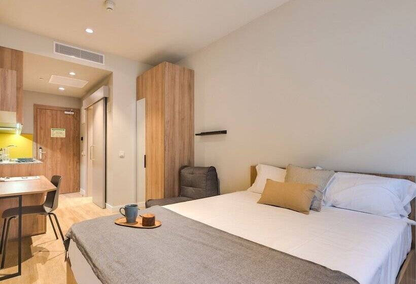 فندق Livensa Living Studios Valencia Viveros