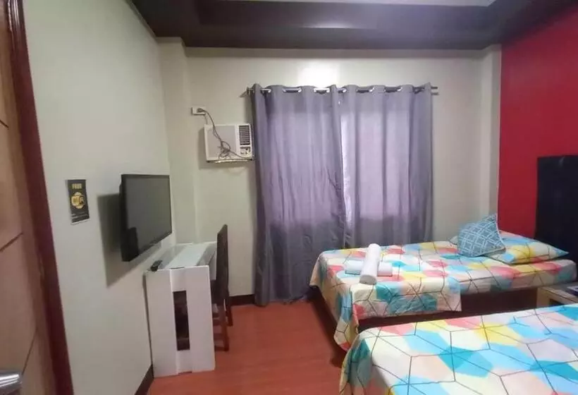 Hotelli Oyo 1037 Lendes Tourist Inn Main