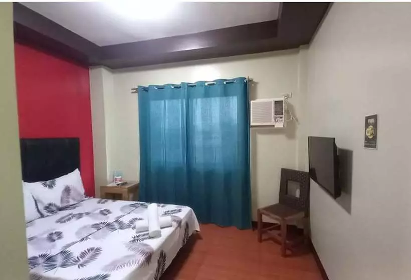 Hotelli Oyo 1037 Lendes Tourist Inn Main