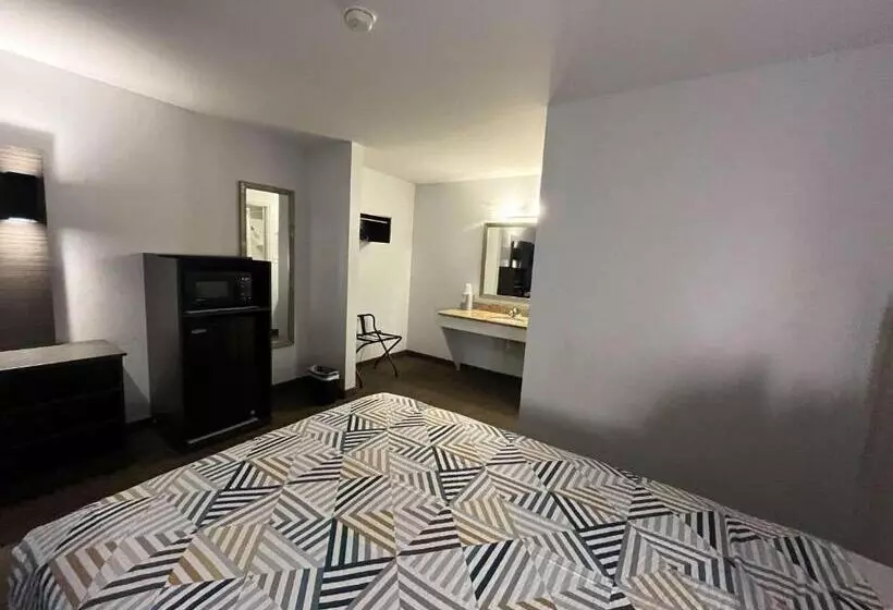 Motel 6 Junction, Tx Llano River