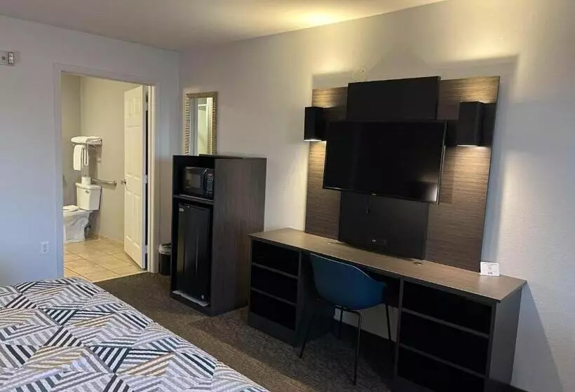 Motel 6 Junction, Tx Llano River