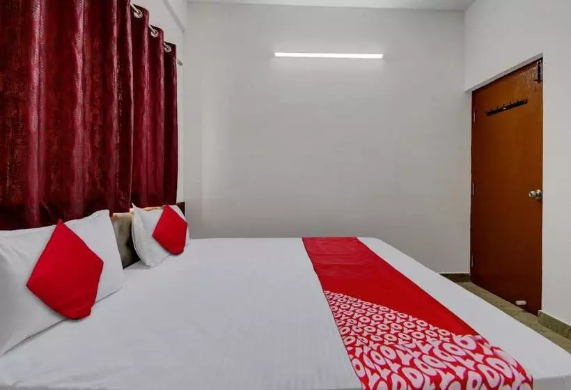 Oyo Hotel Aishwarya Comforts