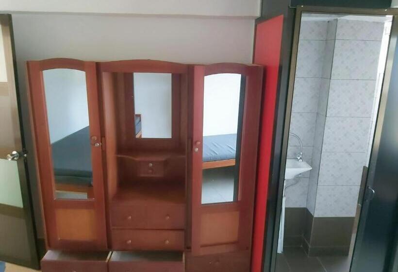 פנסיון Barrett Accommodation Budget Rooms