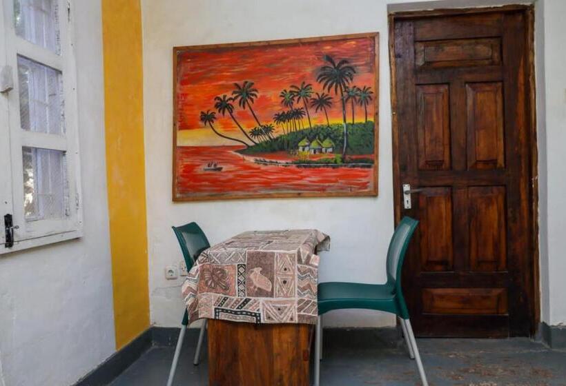 پانسیون Diani Peaceful Garden