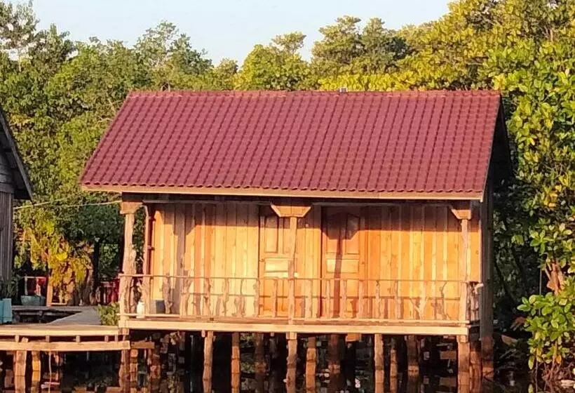 Majatalo Friend Of Nature Homestay & Bungalow