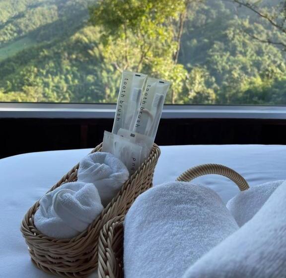 Курорт บ้านเล็กในป่าใหญ่ At น่าน Little House In The Forest At Nan