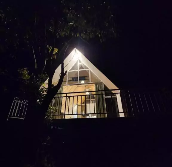 リゾートホテル Nirved Retreat   A Backwater Forest Stay