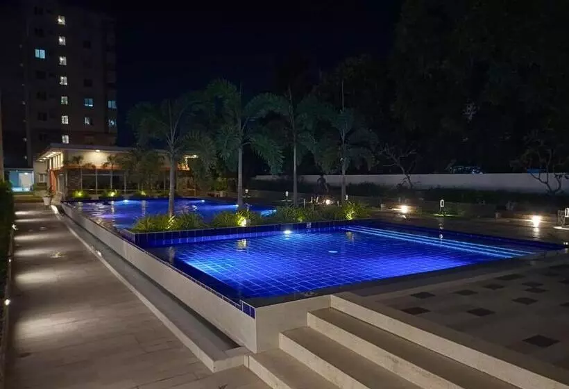 Tropical Studios At Symfoni Bossa