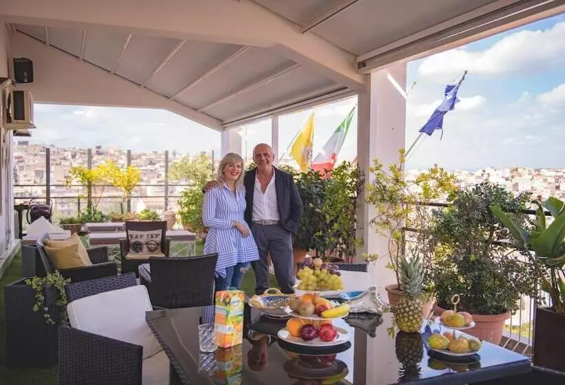 B&b Panoramic
