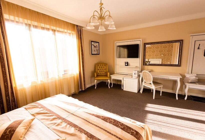 4cardinal S Hotel Boutique