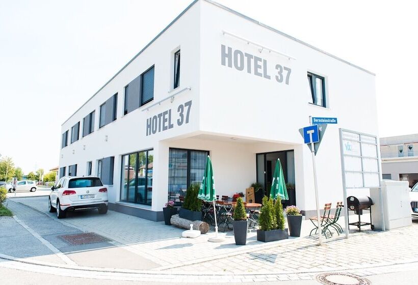 בית מלון כפרי 37