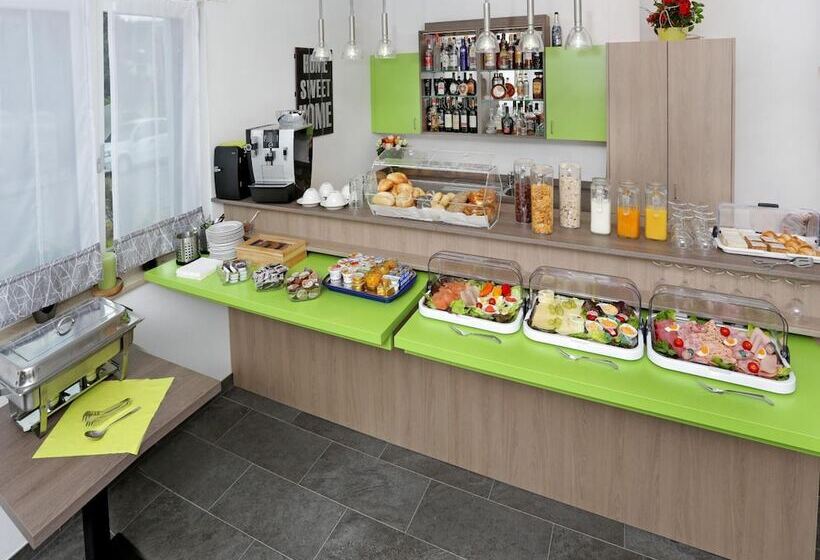 בית מלון כפרי 37