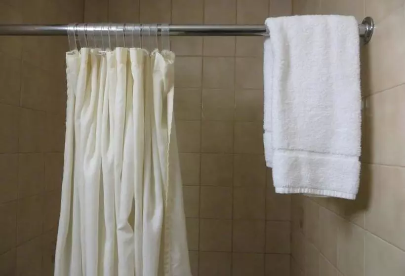 هتل Budget Inn Express Grand Forks