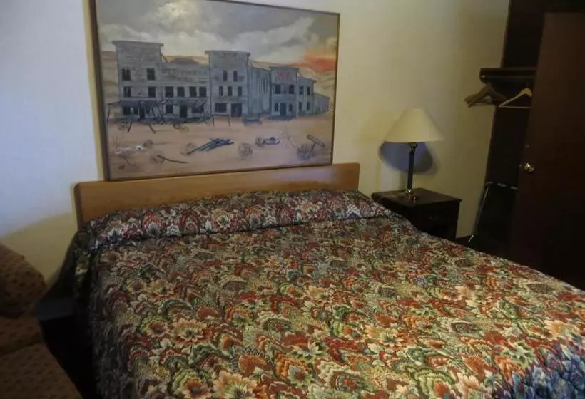 هتل Budget Inn Express Grand Forks