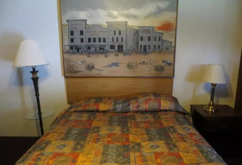 هتل Budget Inn Express Grand Forks