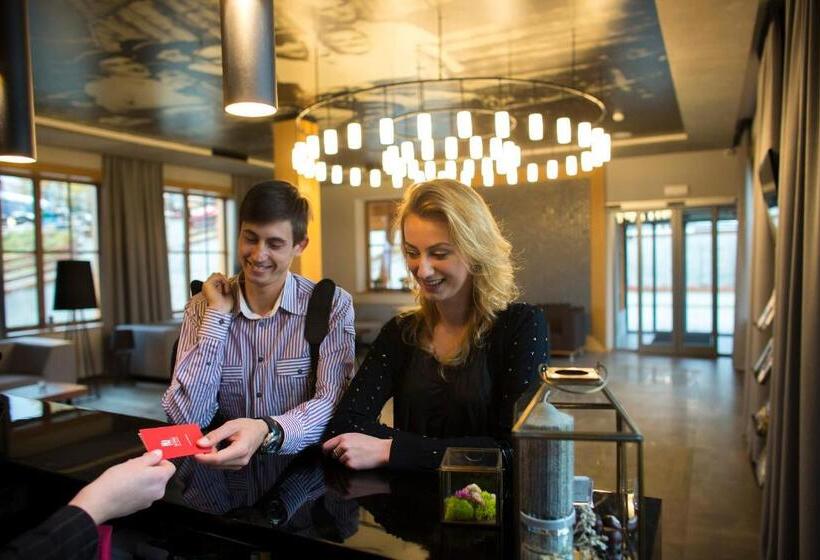 هتل Kopieniec Fizjo  Med & Spa