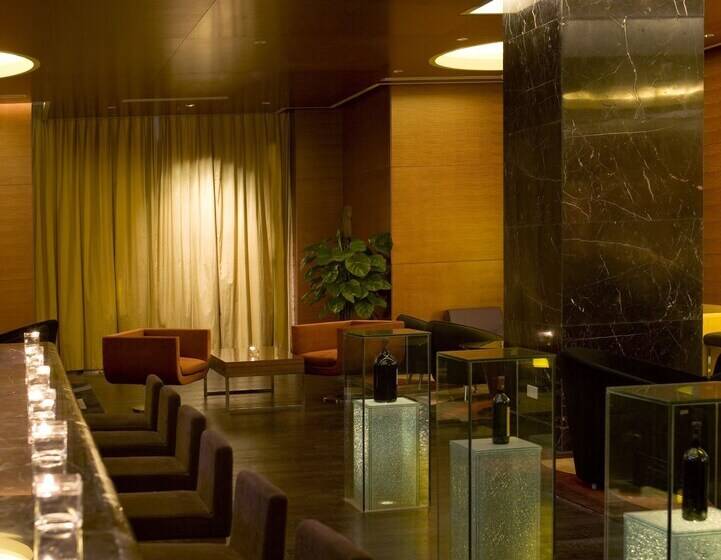 Отель Merryland Traders