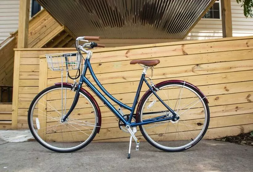 هتل Swamp Rabbit Inn