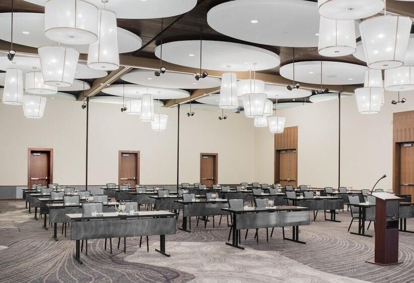 The Hotel At Oberlin