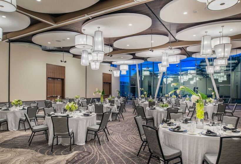 The Hotel At Oberlin