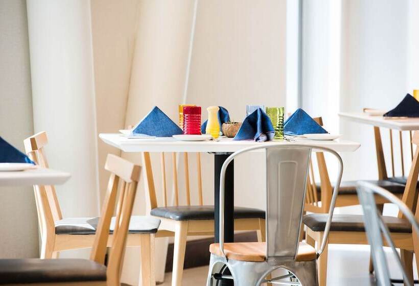 The Hotel At Oberlin